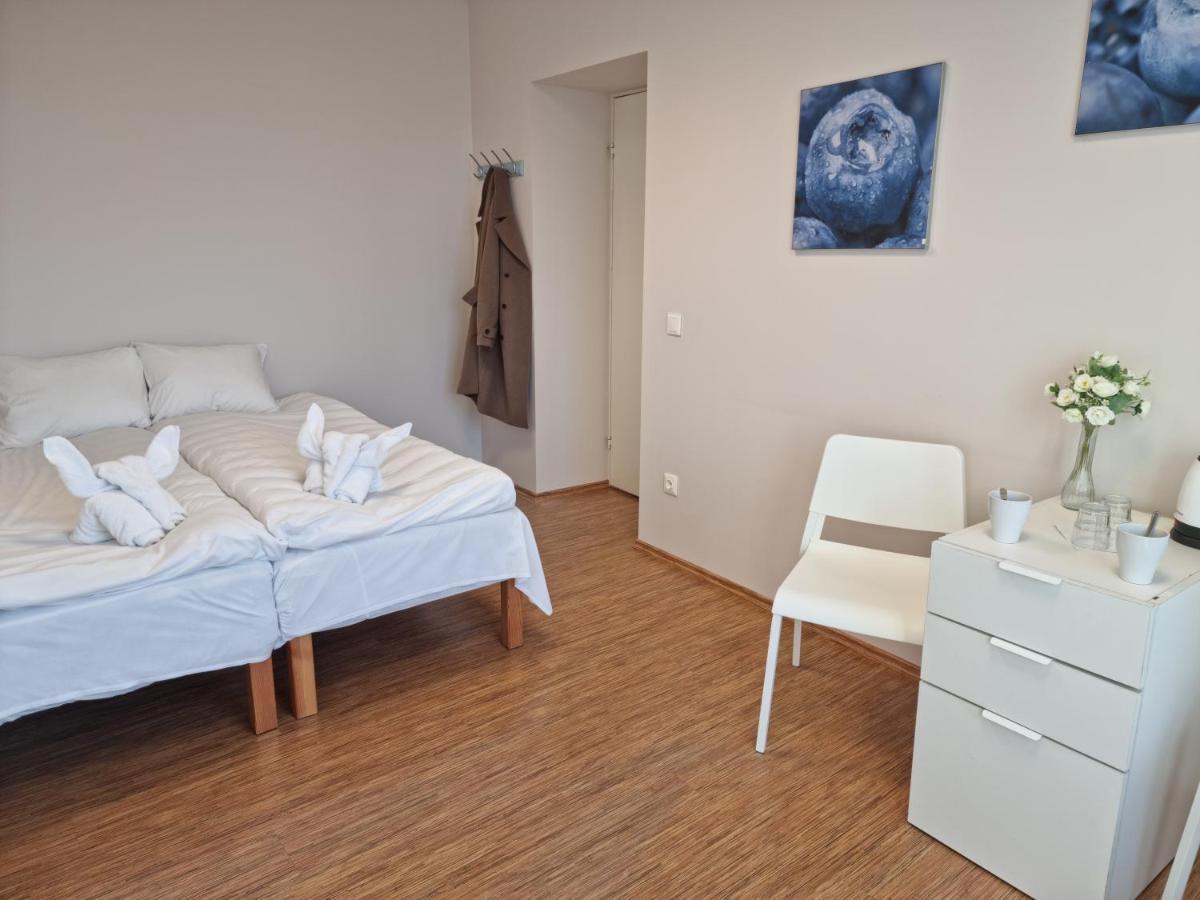Room Near City Center Harbour Талин Екстериор снимка