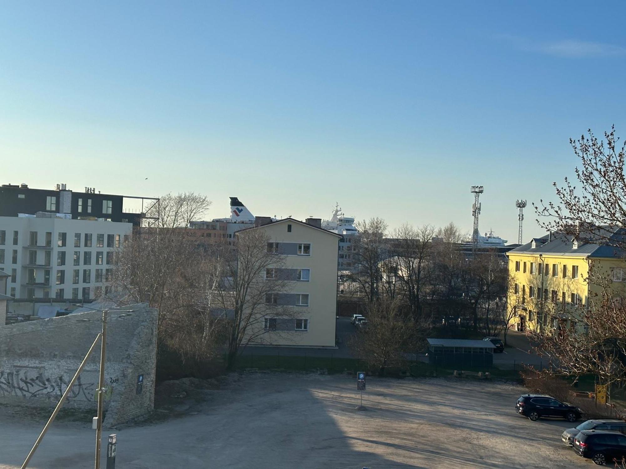 Room Near City Center Harbour Талин Екстериор снимка